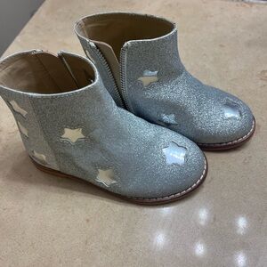 Silver Star Kids Boots. Janie and Jack. Toddler size 8.